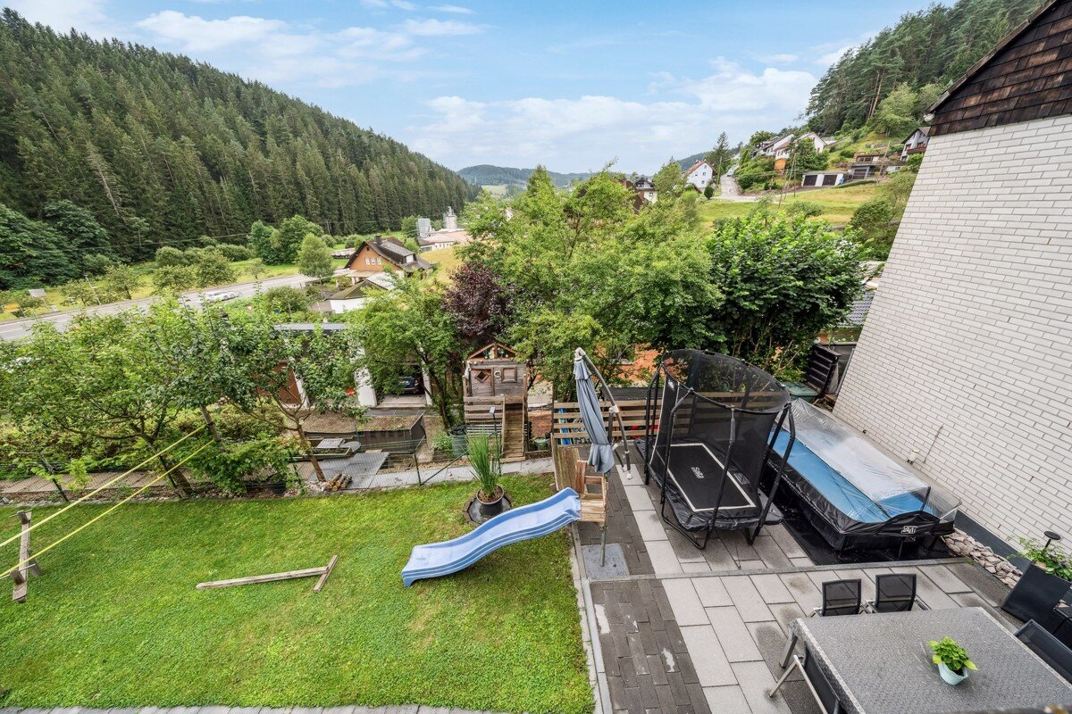 Mehrfamilienhaus zum Kauf 695.000 € 16 Zimmer 340 m²<br/>Wohnfläche 824 m²<br/>Grundstück Tennenbronn Tennenbronn / Tennenbronn 78144