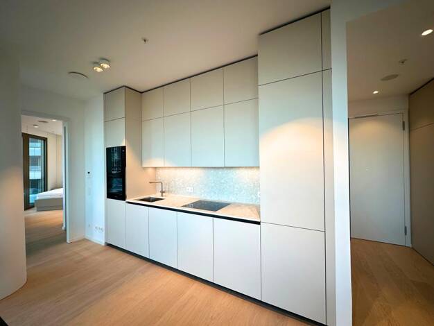 Wohnung zur Miete - Erstbezug 3.319 € 2 Zimmer 67,6 m² 8. Geschoss Frankfurt am Main 60315
