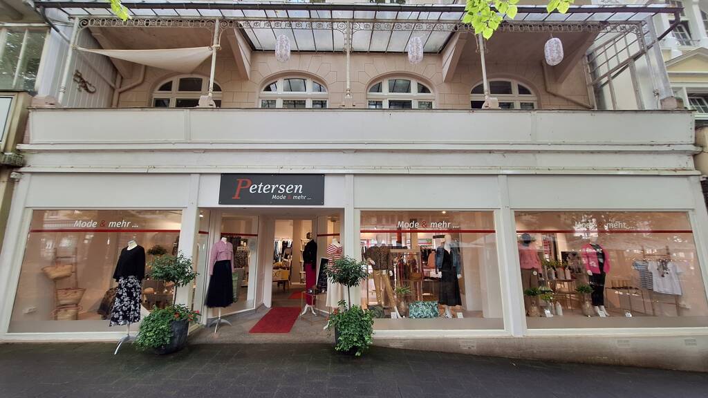 Ladenfläche zur Miete provisionsfrei 1.700 € 170 m² Verkaufsfläche teilbar von 70 m² bis 100 m² Kirchstraße 10 Bad Pyrmont 31812