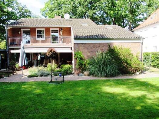 Einfamilienhaus zur Miete 1.495 € 5 Zimmer 189 m² 600 m² Grundstück Cloppenburg 49661