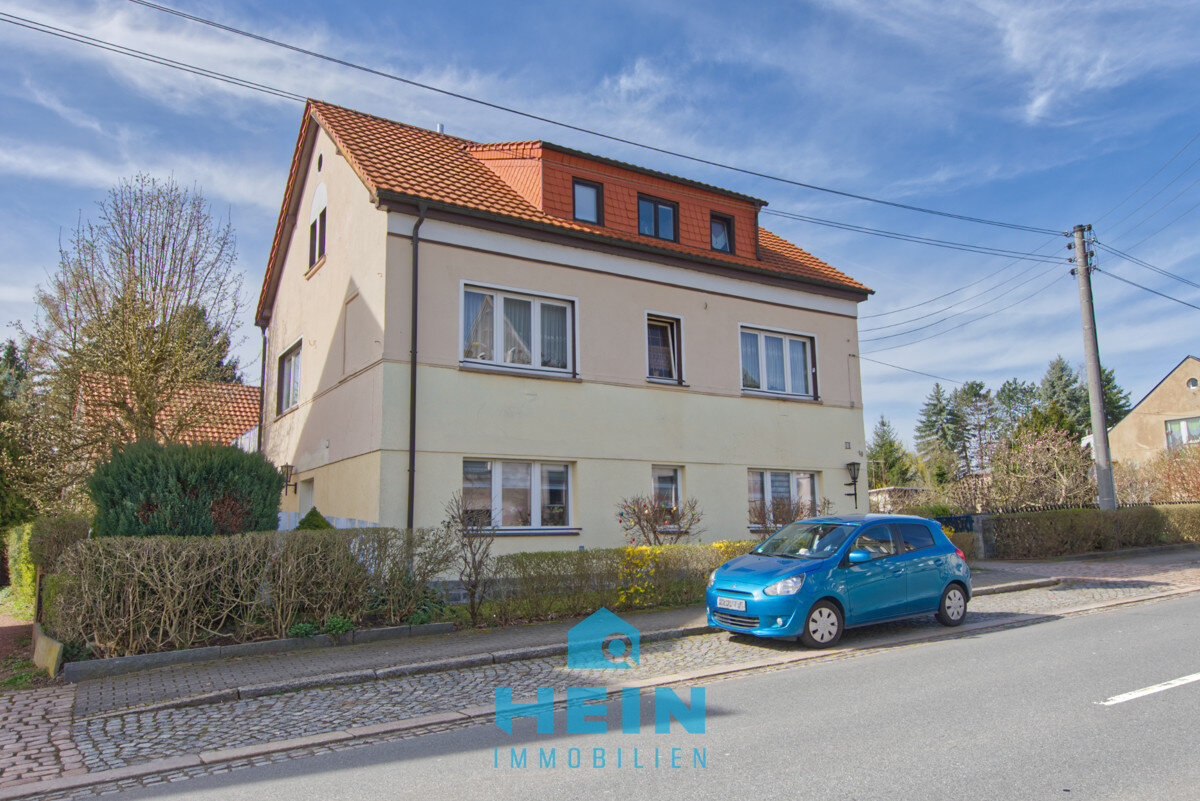 Mehrfamilienhaus zum Kauf 175.000 € 8 Zimmer 202,1 m²<br/>Wohnfläche 300 m²<br/>Grundstück Grenzstraße 10 Oelsnitz Oelsnitz 09376