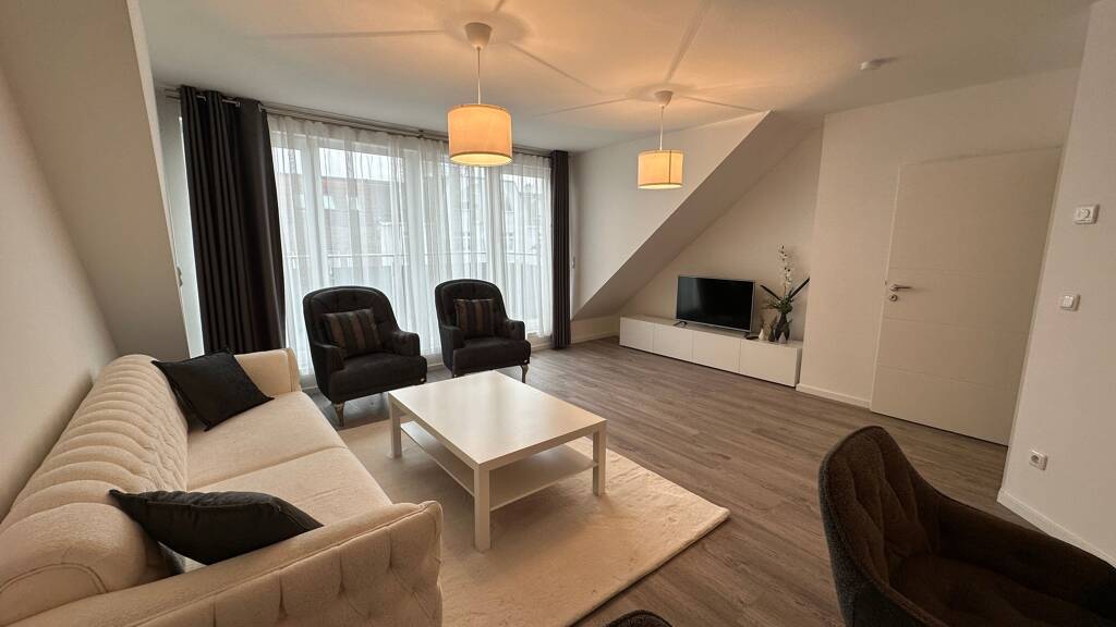 Wohnung zur Miete 2.200 € 2,5 Zimmer 125 m² 3. Geschoss frei ab sofort Holzmühlenstraße 45 Wandsbek Hamburg 22043