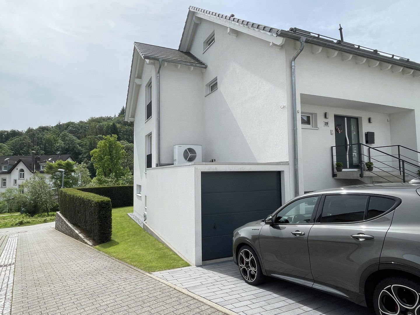 Doppelhaushälfte zum Kauf provisionsfrei 1.290.000 € 8 Zimmer 253 m²<br/>Wohnfläche 327 m²<br/>Grundstück Ebersteinburg Baden-Baden 76530