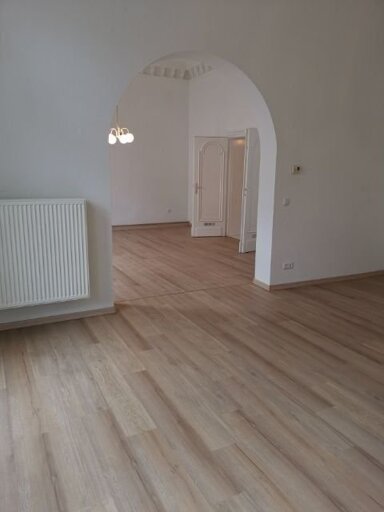 Wohnung zur Miete 1.560 € 4 Zimmer 125 m² 1. Geschoss frei ab sofort 4ZW WOHNUNG ALTBAU NEU RENOVIERT NEUER BODEN STUCK Riederbergstraße Wiesbaden 65185