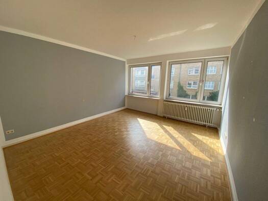 Wohnung zum Kauf 220.000 € 3 Zimmer 72 m² 2. Geschoss Damperhof Kiel 24103