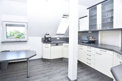 Wohnung zum Kauf 240.000 € 3 Zimmer 96 m² Dachgeschoss, 3. Geschoss Herford-Stadt Herford 32052