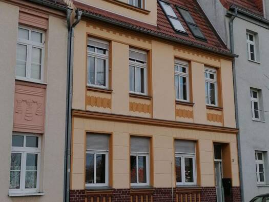 Wohnung zur Miete 352 € 1,5 Zimmer 55 m² frei ab sofort Hegelstraße 3 Burg 39288