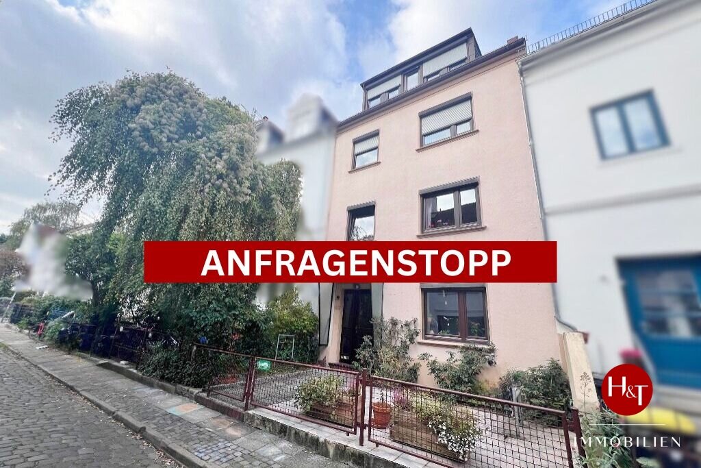 Mehrfamilienhaus zum Kauf 349.000 € 9 Zimmer 196 m²<br/>Wohnfläche 121 m²<br/>Grundstück Ostertor Bremen 28203