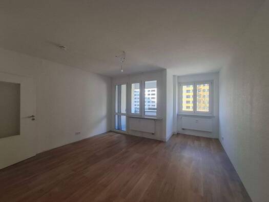 Wohnung zur Miete 540 € 2,5 Zimmer 73,7 m² 2. Geschoss frei ab 01.04.2026 Treuenbrietzener Straße 3 Märkisches Viertel Berlin 13439