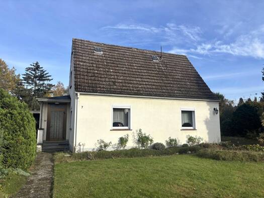 Einfamilienhaus zum Kauf 115.000 € 3 Zimmer 85 m² 1.157 m² Grundstück Lüchow 29439