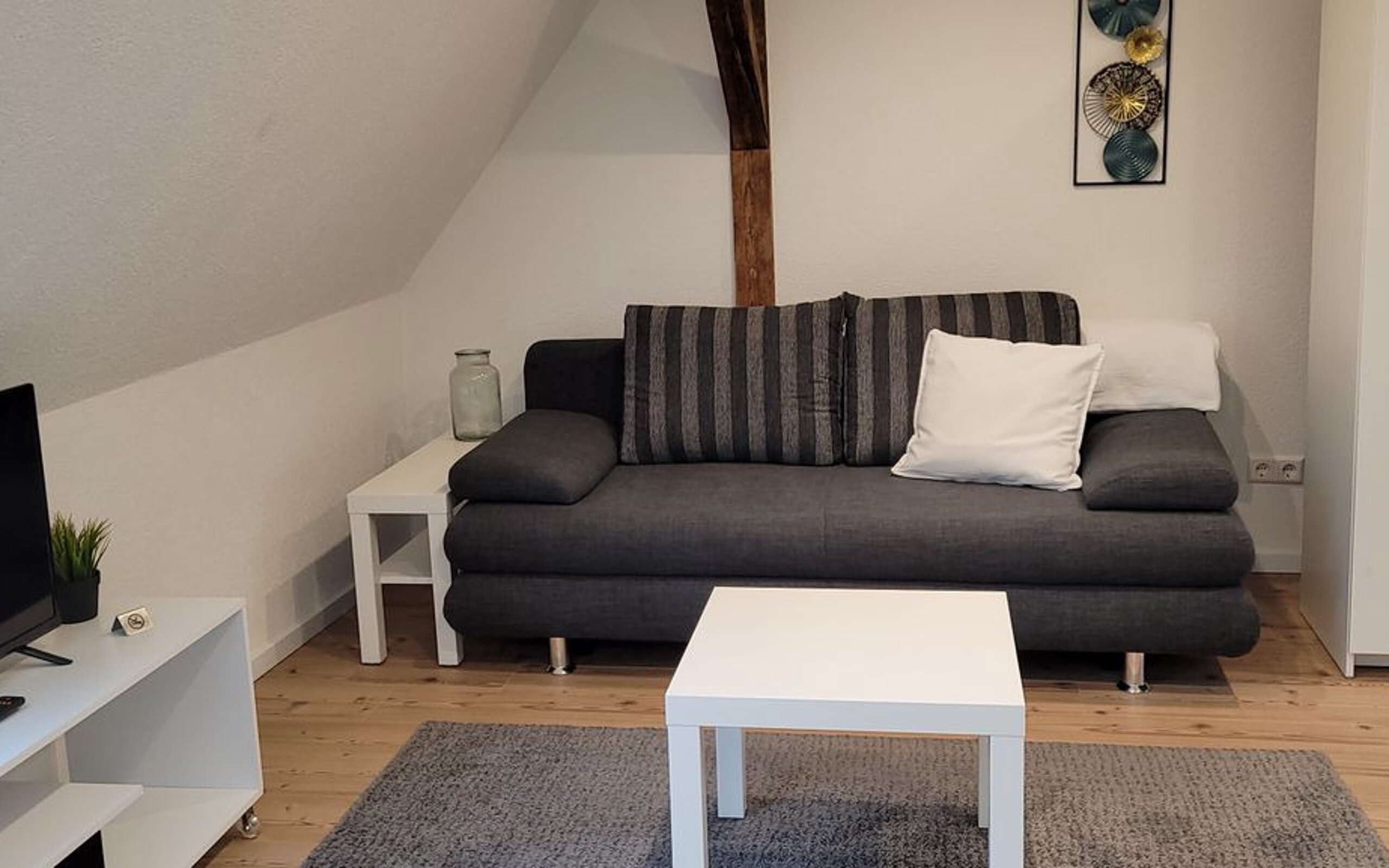 Wohnung zur Miete Wohnen auf Zeit 1.150 € 1 Zimmer 40 m²<br/>Wohnfläche 15.05.2025<br/>Verfügbarkeit Meinlohstraße 0 Alt-Söflingen Ulm Söflingen 89081