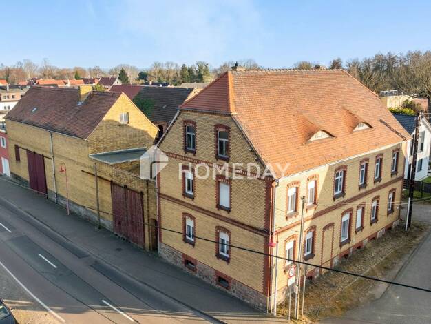 Einfamilienhaus zum Kauf 249.000 € 8 Zimmer 240 m² 1.000 m² Grundstück Oppin Landsberg 06188