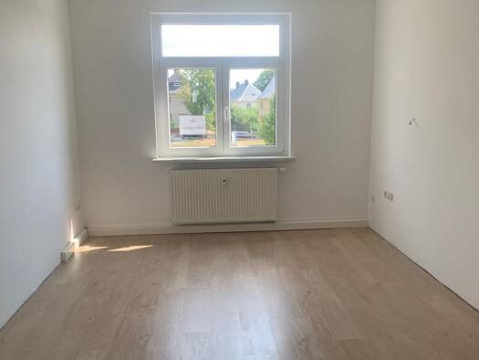 Wohnung zur Miete 371 € 2 Zimmer 53 m² Geschoss 2/2 frei ab sofort Greiz Greiz 07973