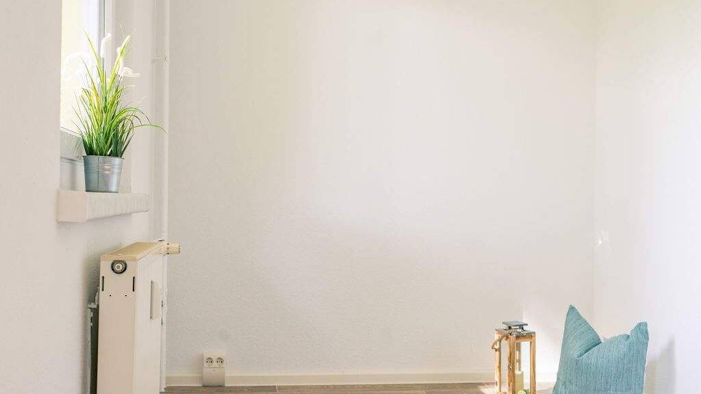 Studio zur Miete 220 € 1 Zimmer 35,8 m² 11. Geschoss frei ab 01.04.2026 Albert-Köhler-Str. 44 Morgenleite Chemnitz 09122