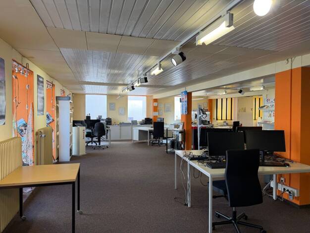 Büro zur Miete provisionsfrei 2.750 € 6 Zimmer 500 m² Bürofläche Tuttlingen Tuttlingen 78532