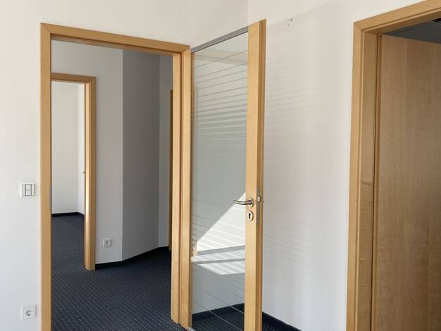 Bürogebäude zur Miete 2.250 € 6 Zimmer 262 m² Bürofläche Schrobenhausen 86529