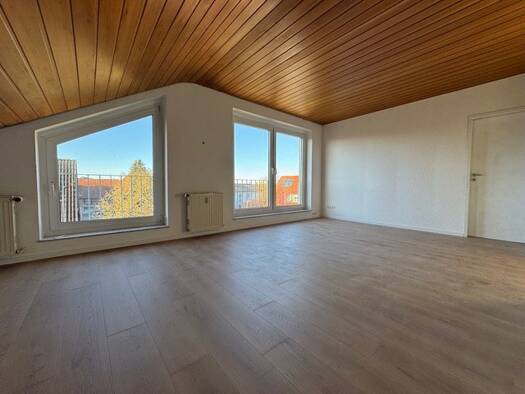 Wohnung zur Miete 784 € 4 Zimmer 98 m² Geschoss 1/2 frei ab sofort Müllingen Sehnde 31319