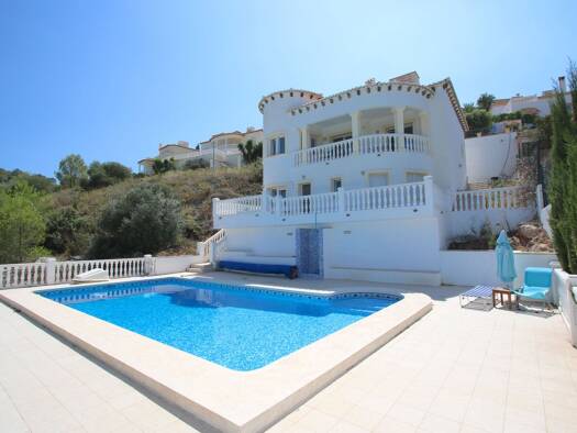 Villa zum Kauf provisionsfrei 275.000 € 4 Zimmer 133 m² 618 m² Grundstück Orba 03790