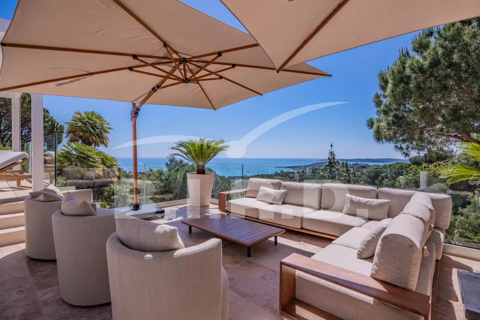 Villa zum Kauf provisionsfrei 4.290.000 € 6 Zimmer 250 m²<br/>Wohnfläche 3.200 m²<br/>Grundstück Nartelle-Noyer-Bellevue-bd des Sardinaux Sainte-Maxime 83120