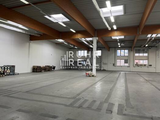 Lagerhalle zur Miete 1.890 m² Lagerfläche teilbar ab 1.890 m² Ummeln Bielefeld 33649