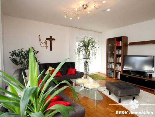 Wohnung zum Kauf 255.000 € 2 Zimmer 82,5 m² EG Stockstadt am Main 63811