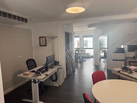Bürofläche zur Miete provisionsfrei 700 € 80 m² Bürofläche Herrnstraße 4 Kitzingen Kitzingen 97318