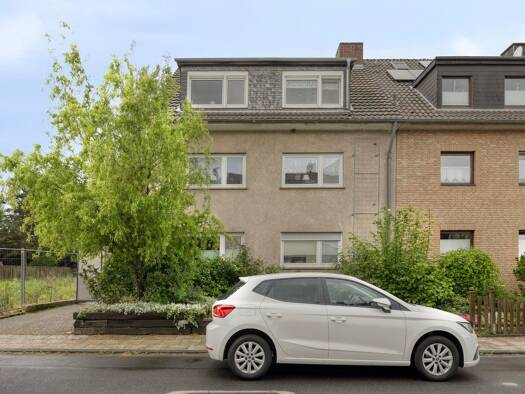 Mehrfamilienhaus zum Kauf als Kapitalanlage geeignet 528.500 € 9 Zimmer 225 m² 569 m² Grundstück Eichenweg 10 Berzdorf Wesseling 50389