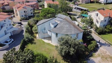 Haus zum Kauf 500.000 € 5 Zimmer 419 m² 1.555 m² Grundstück Supetarska Draga