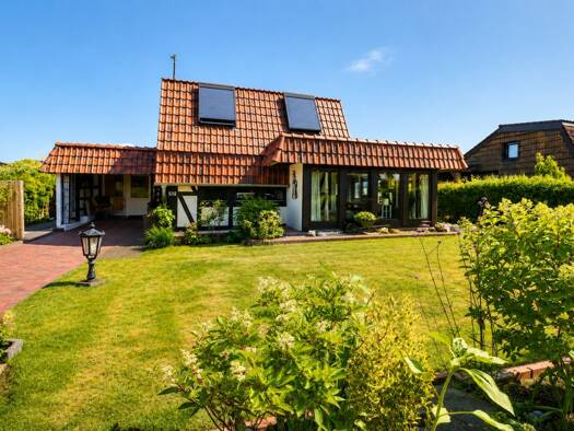 Haus zum Kauf 325.000 € 5 Zimmer 116,9 m² 502 m² Grundstück Burhave Butjadingen / Burhave 26969