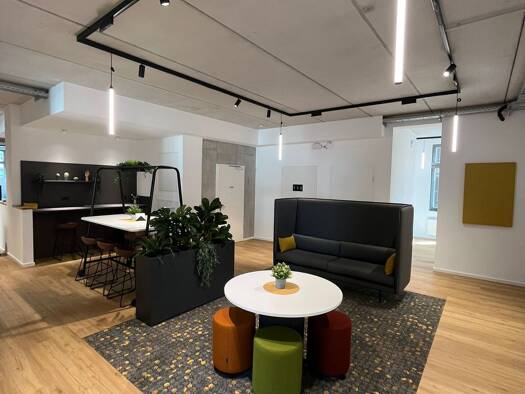 Büro zur Miete provisionsfrei 2.475 € 6 Zimmer 165 m² Bürofläche Bahnhofstraße Gießen 35390