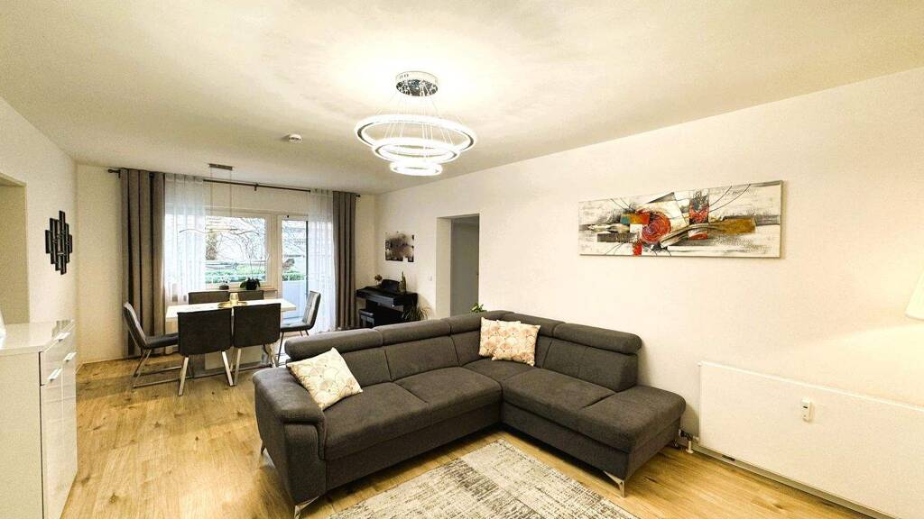 Ihre Chance auf wertvollen Wohnraum mit Stellplatz - modernisiert, zentral & zukunftssicher!