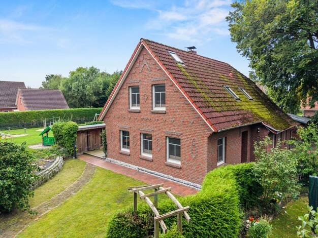 Einfamilienhaus zum Kauf 329.000 € 5 Zimmer 137 m² 600 m² Grundstück Kirchdorf Aurich 26605
