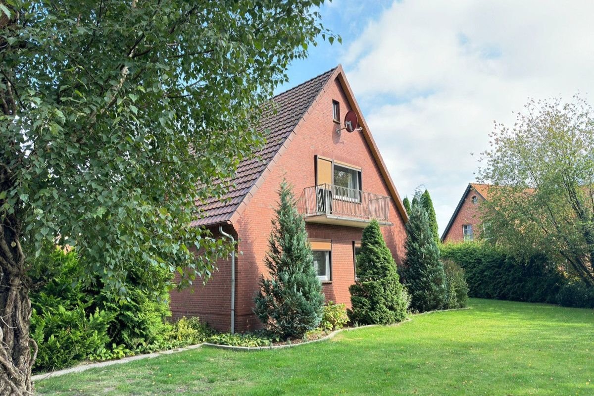 Einfamilienhaus zum Kauf 349.000 € 5 Zimmer 132,9 m²<br/>Wohnfläche 2.517 m²<br/>Grundstück Holtebüttel Langwedel 27299