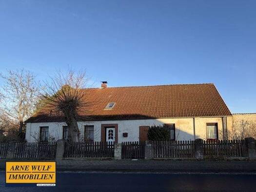 Einfamilienhaus zum Kauf 135.000 € 4 Zimmer 135 m² 1.040 m² Grundstück Damm 19374