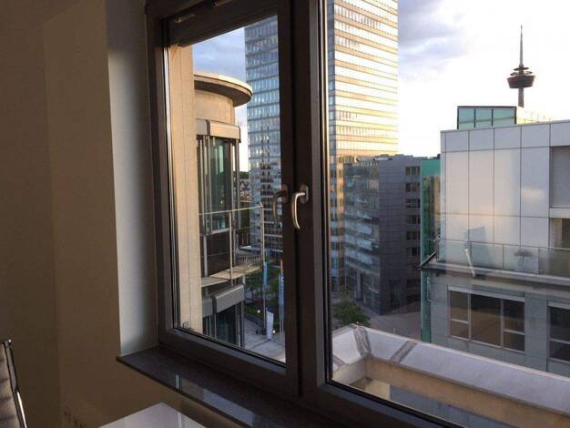 Bürofläche zur Miete provisionsfrei 1.100 € 33 m² Bürofläche Im Mediapark Neustadt-Nord Köln 50670