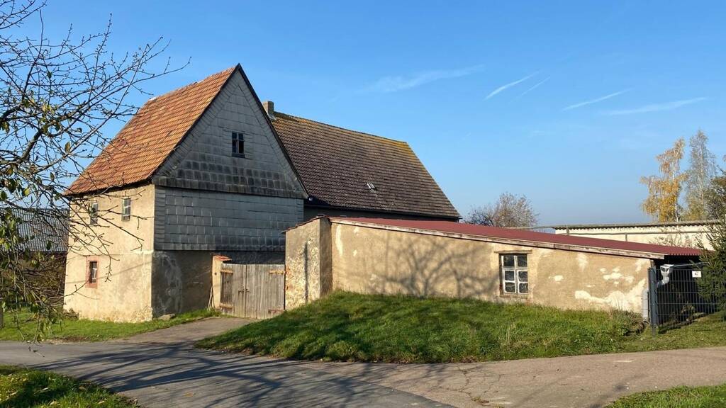 Haus zum Kauf provisionsfrei 80.000 € 15 Zimmer 200 m² 2.909 m² Grundstück Neuhausen Waldheim 04736