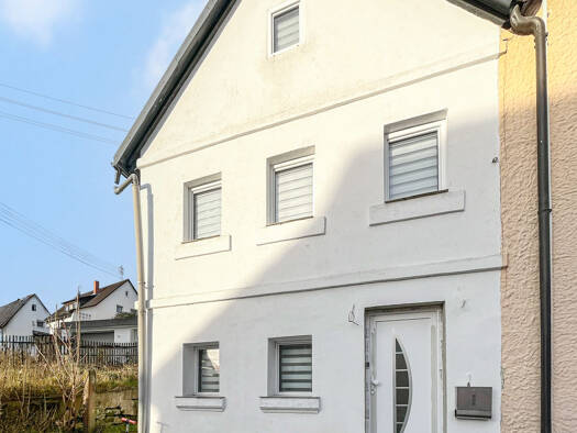 Doppelhaushälfte zum Kauf 290.000 € 4 Zimmer 104 m² 754 m² Grundstück Altenplos Heinersreuth 95500