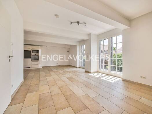 Wohnung zum Kauf 555.000 € 4 Zimmer 126 m² Souterrain frei ab sofort Vach Fürth 90768