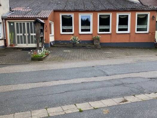 Restaurant zur Miete provisionsfrei 800 € 200 m² Gastrofläche Hagenhofen Markt Erlbach 91459