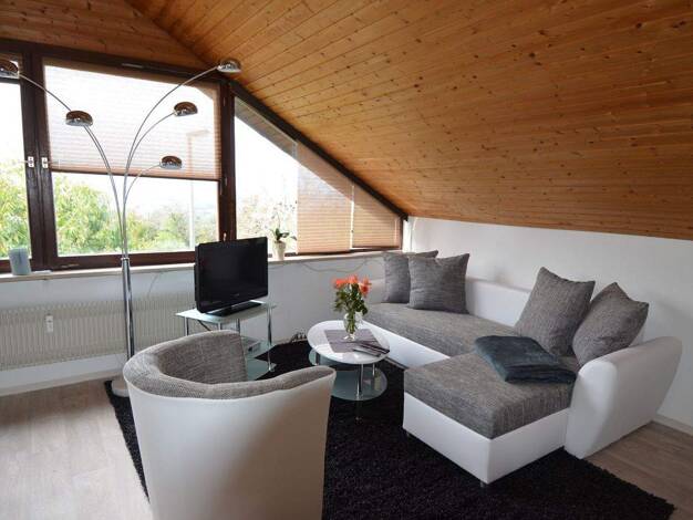 Studio zur Miete auf Zeit 845 € 1 Zimmer 36 m² frei ab 15.04.2026 Ötlingen Weil am Rhein-Ötlingen 79576