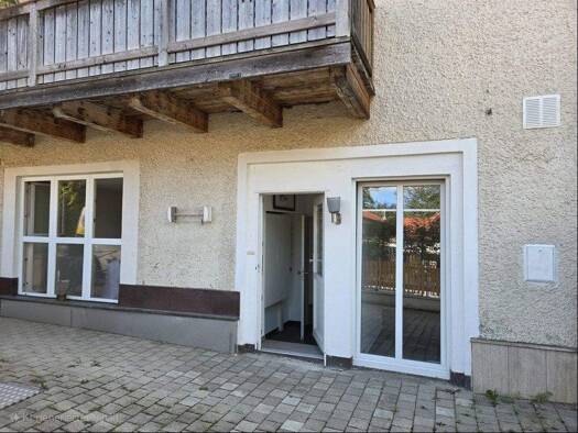 Wohnung zur Miete 650 € 1,5 Zimmer 49 m² Bad Endorf 83093