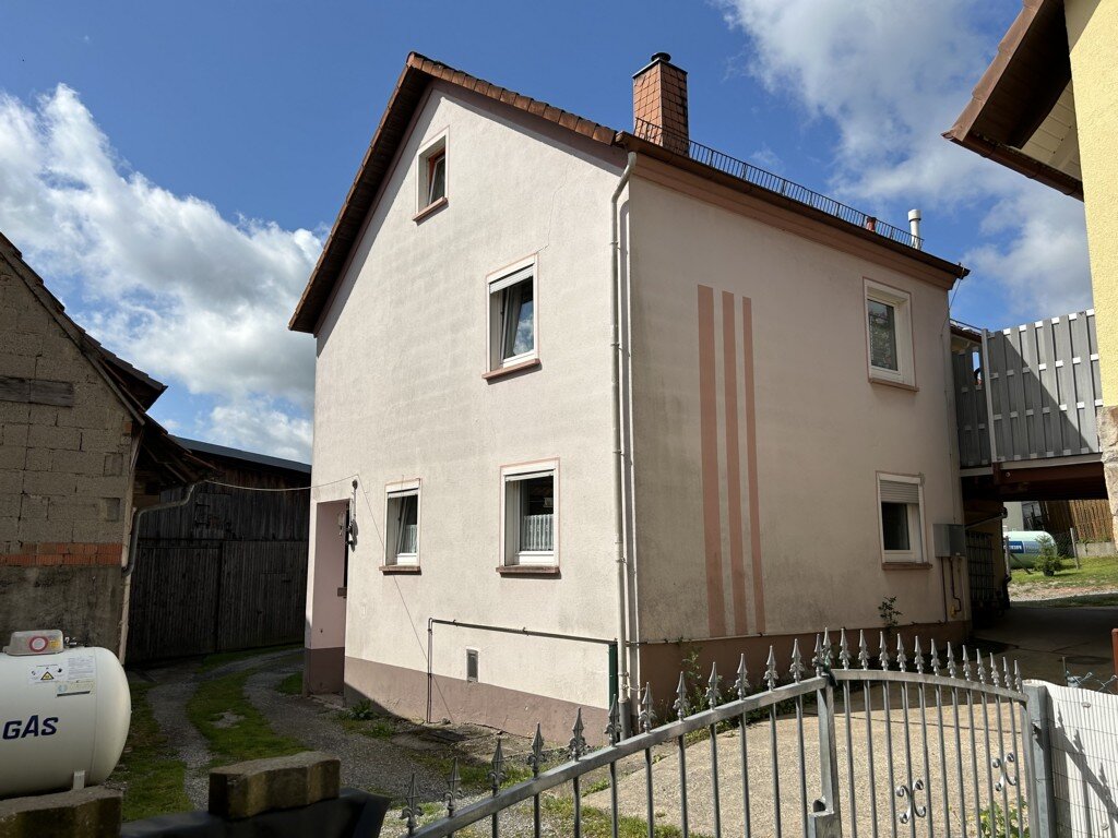 Einfamilienhaus zum Kauf 129.500 € 2,5 Zimmer 112 m²<br/>Wohnfläche 1.272 m²<br/>Grundstück Premich Burkardroth / Premich 97705