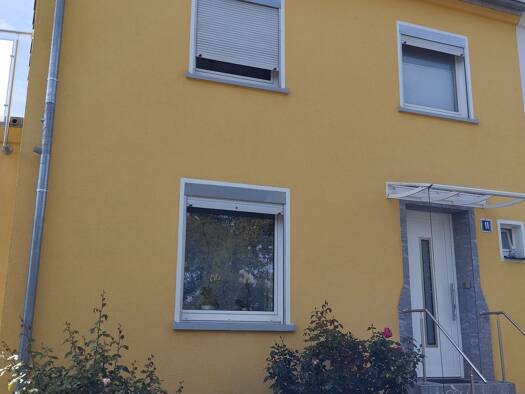 Haus zum Kauf 410.000 € 5 Zimmer 380 m² Grundstück Nordwestlicher Stadtteil Schweinfurt 97421