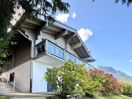 Haus zum Kauf 1.451.631 € 5 Zimmer 140 m² 1.020 m² Grundstück Saint-Gingolph Saint-Gingolph 1870