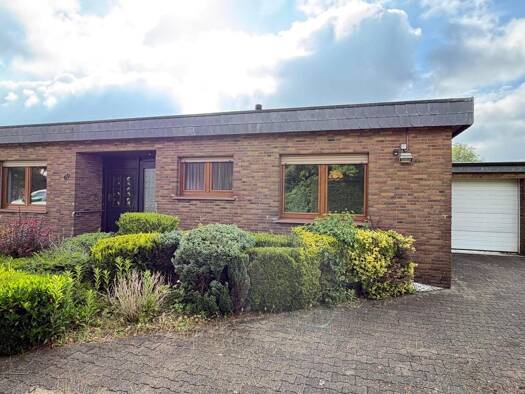 Bungalow zum Kauf 330.000 € 4 Zimmer 96 m² 431 m² Grundstück frei ab sofort Geisbruch Kamp-Lintfort 47475