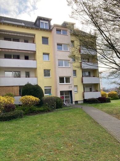 Wohnung zur Miete 690 € 2 Zimmer 57,7 m² EG Schützenstraße 29 Friedrichsdorf Friedrichsdorf 61381