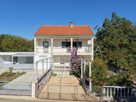 Einfamilienhaus zum Kauf 290.000 € 4 Zimmer 120 m² Sreser Janjina 20246