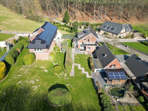 Einfamilienhaus zum Kauf provisionsfrei 645.000 € 12 Zimmer 167 m² 1.055 m² Grundstück Schafberg Ibbenbüren 49479