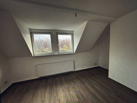 Wohnung zur Miete 330 € 2 Zimmer 48 m² Geschoss 3/3 frei ab sofort Harthaer Straße Döbeln 04720