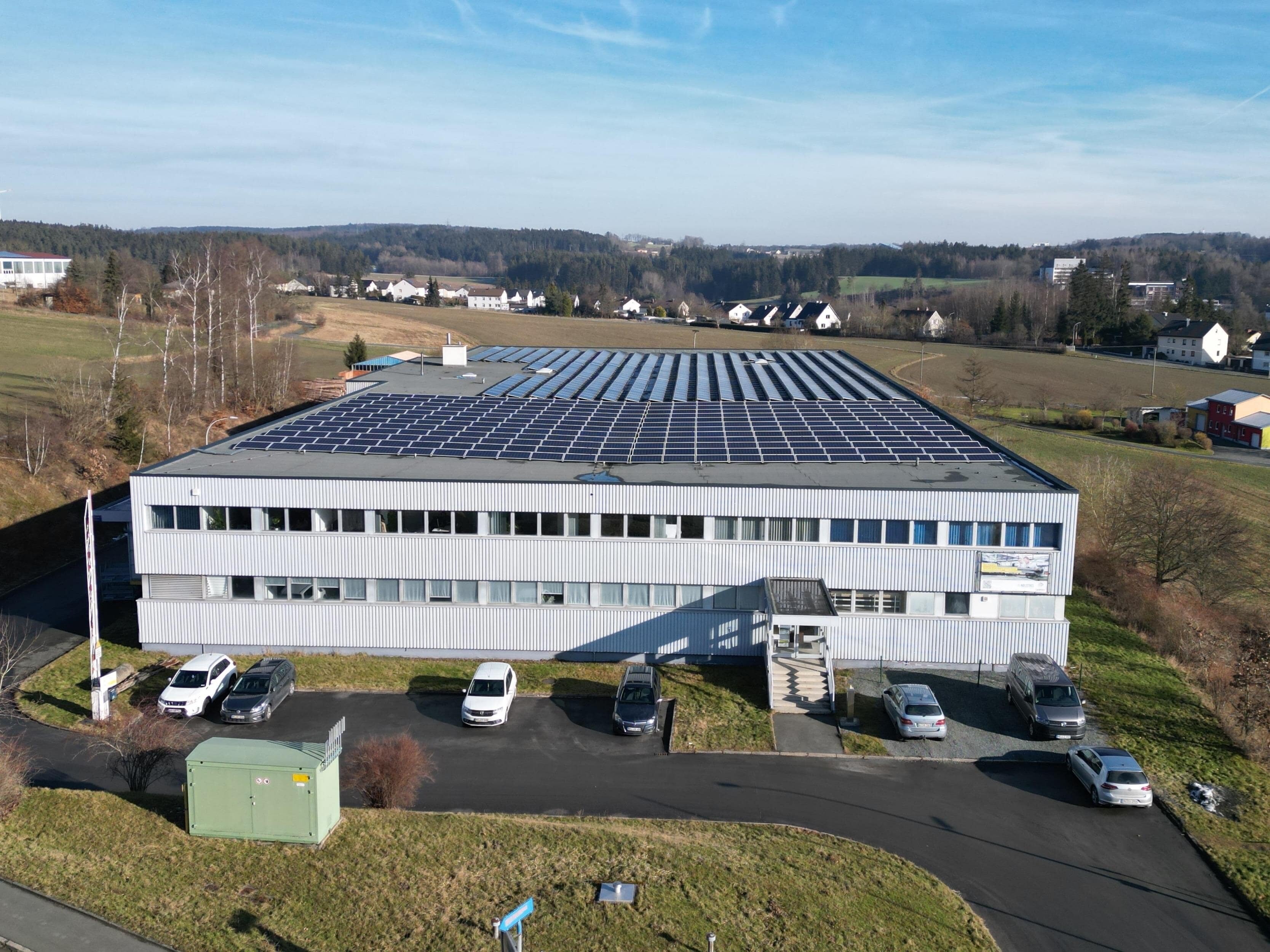 Produktionshalle zur Miete 6.500 € 1.725 m²<br/>Lagerfläche Selbitz Selbitz 95152